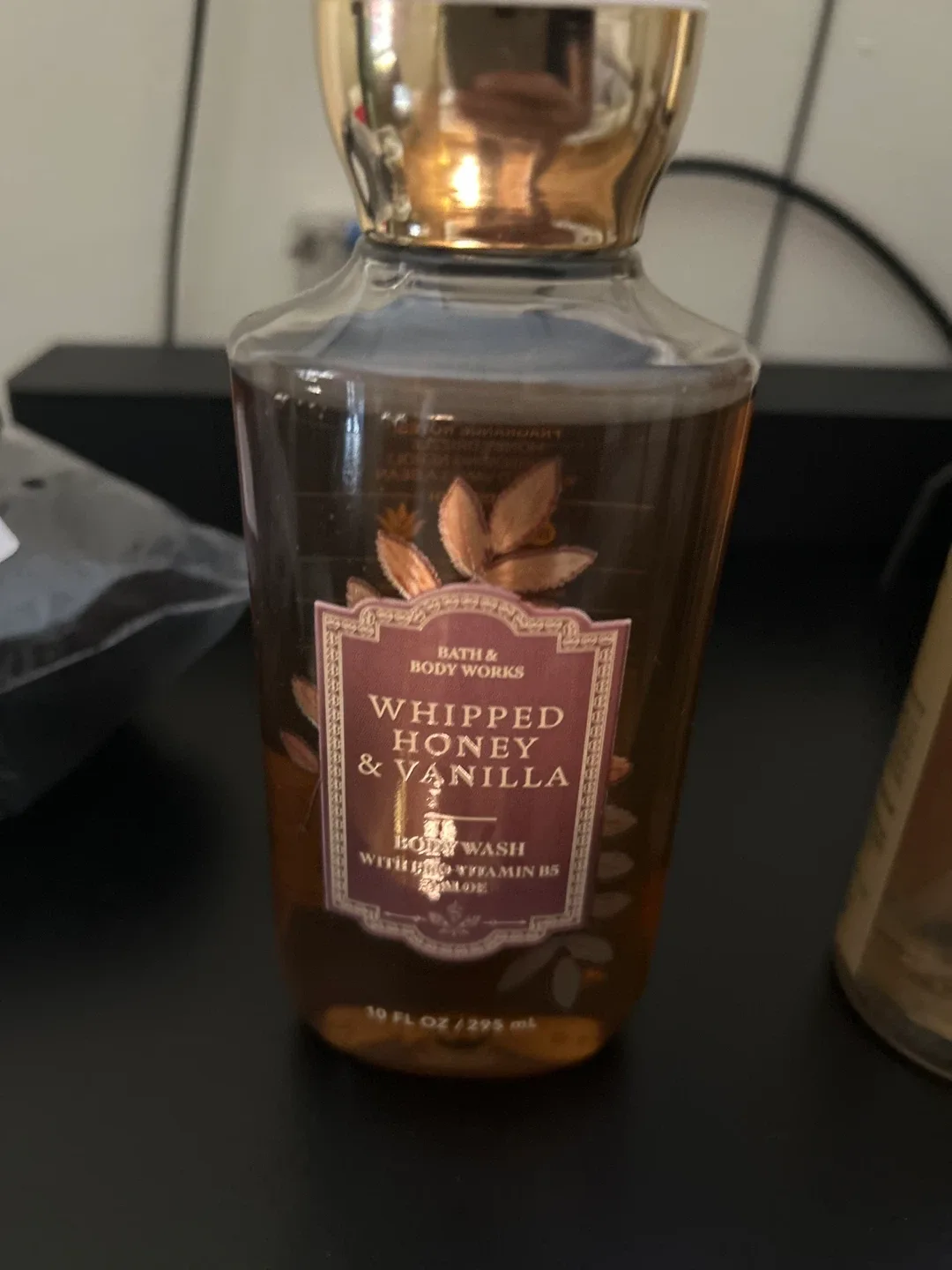 Bath & Body Works Whipped Honey & Vanilla Body Wash thumbnail