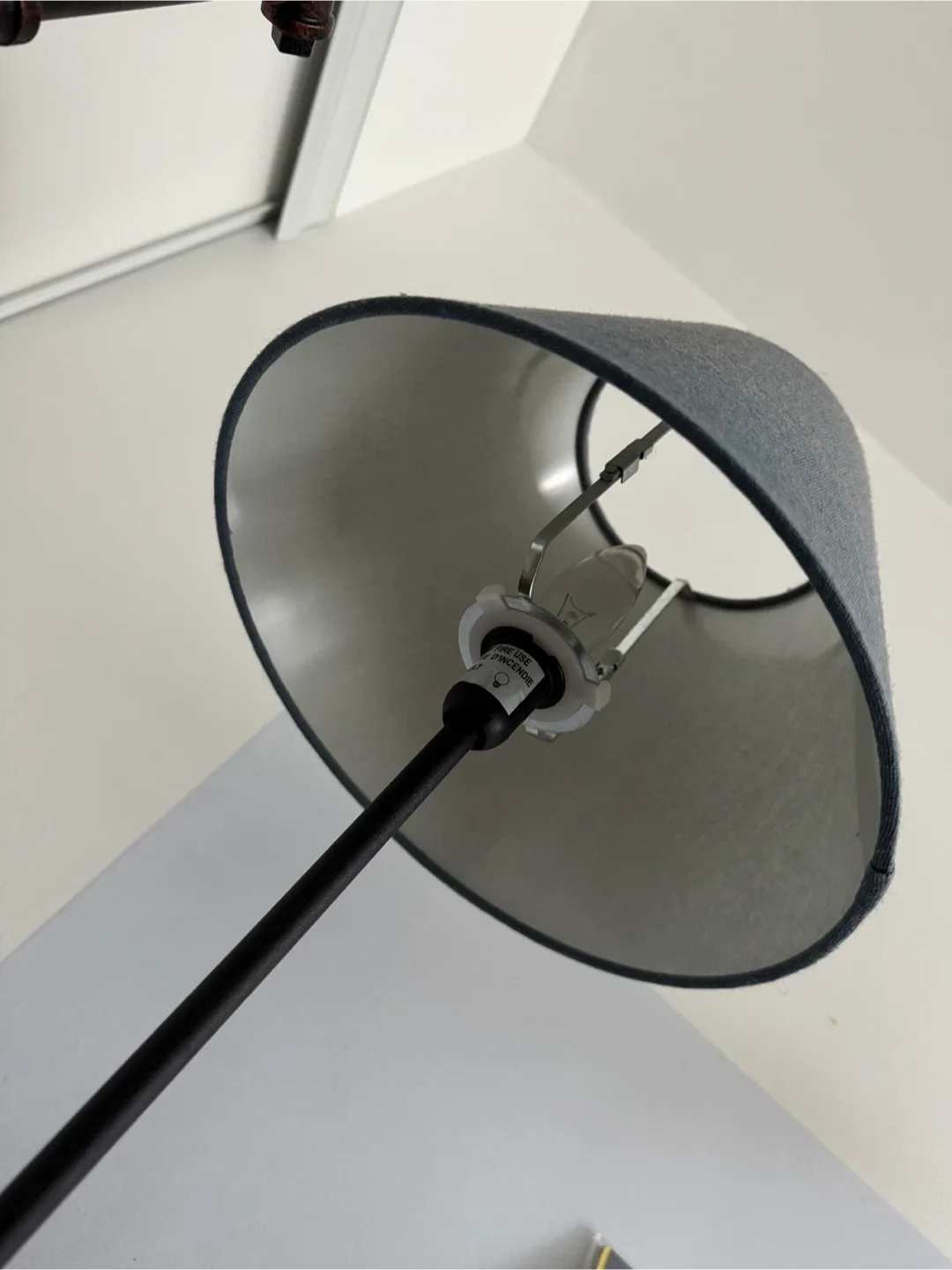 Stylish Table Lamp - Black Base, Grey Shade image indicator(3)