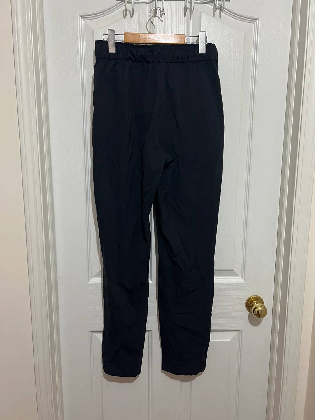 Lululemon Stretch Luxtreme Pants - Size 8 image indicator(2)