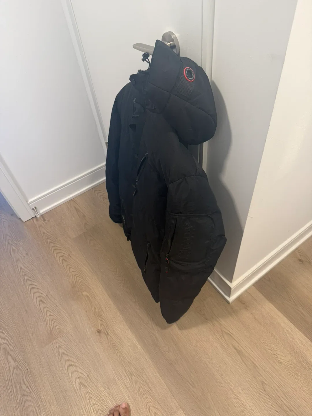 Canada Weather Gear Black Puffer Jacket image indicator(4)