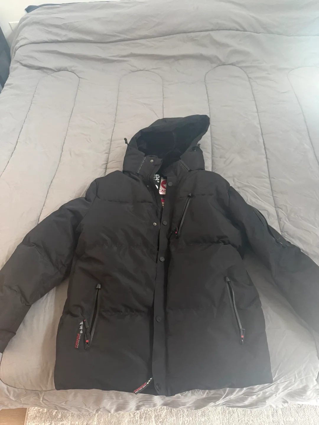 Canada Weather Gear Black Puffer Jacket image indicator(2)