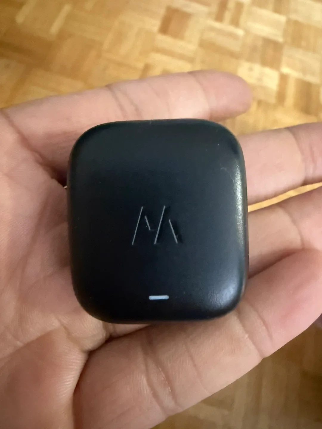 Whoop 4.0 Fitness Tracker - Black thumbnail