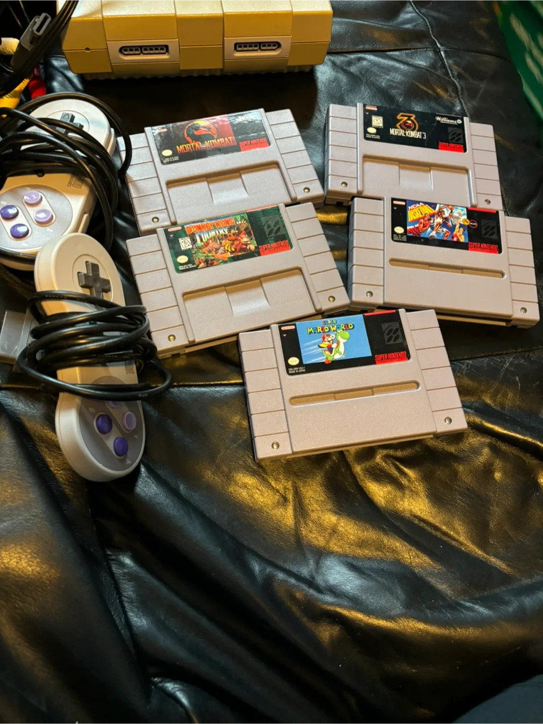 Super Nintendo SNES Console with Games image indicator(4)