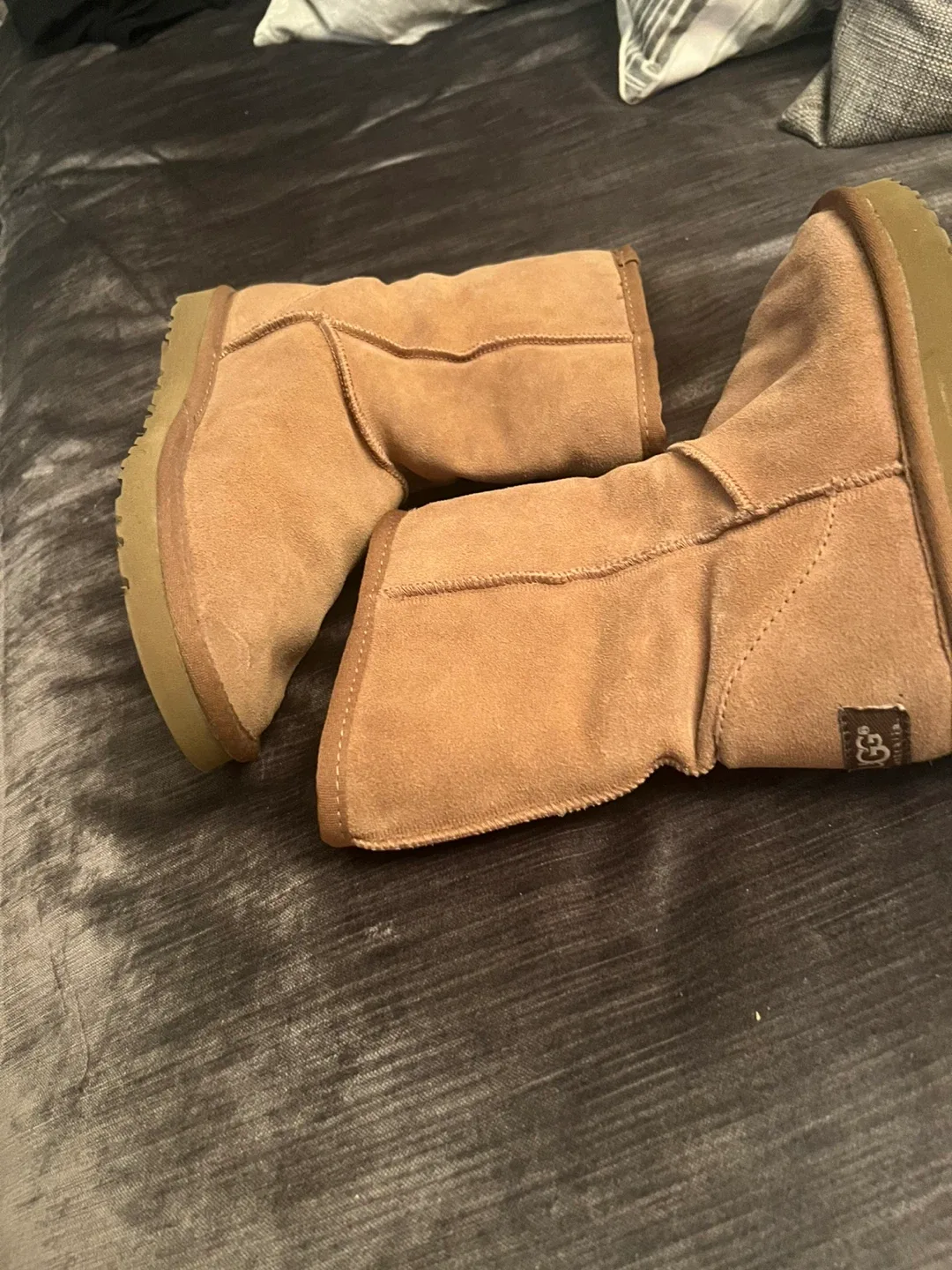 UGG Classic Short Boots - Size 7