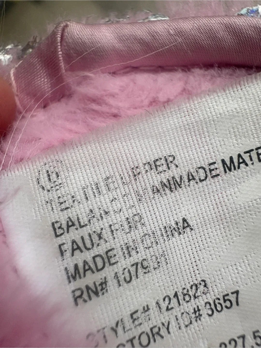 Girls Pink Light-Up Winter Boots - Size 6 image indicator(2)