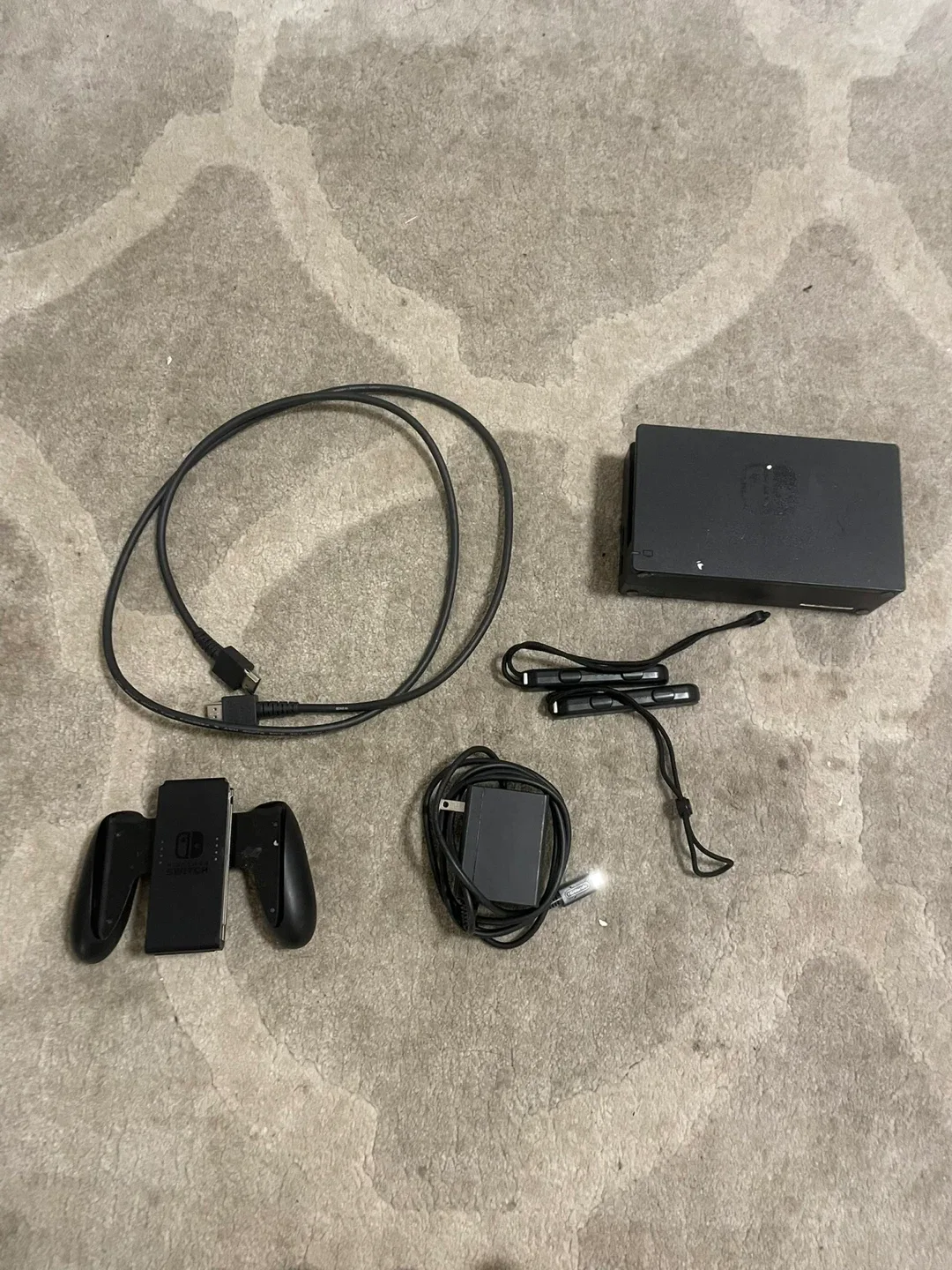 Nintendo Switch Console with Accessories image indicator(3)