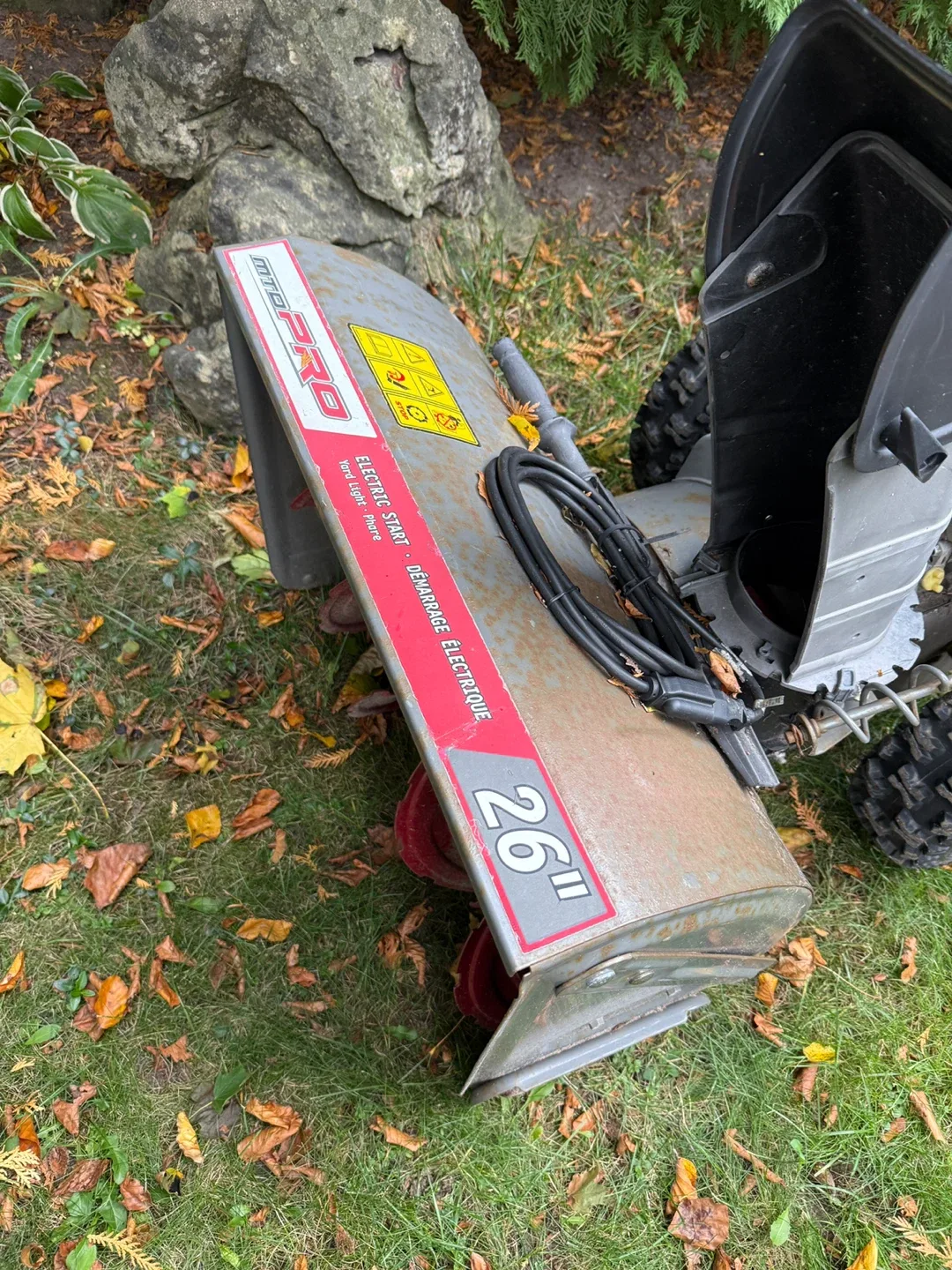 MTD Pro 26" Snowblower - Electric Start image indicator(7)