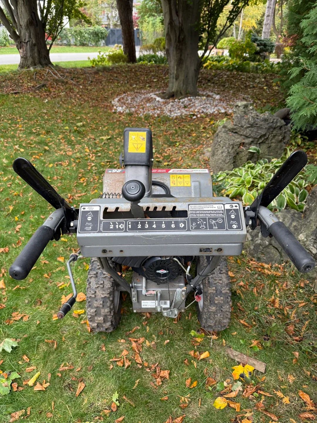 MTD Pro 26" Snowblower - Electric Start image indicator(8)