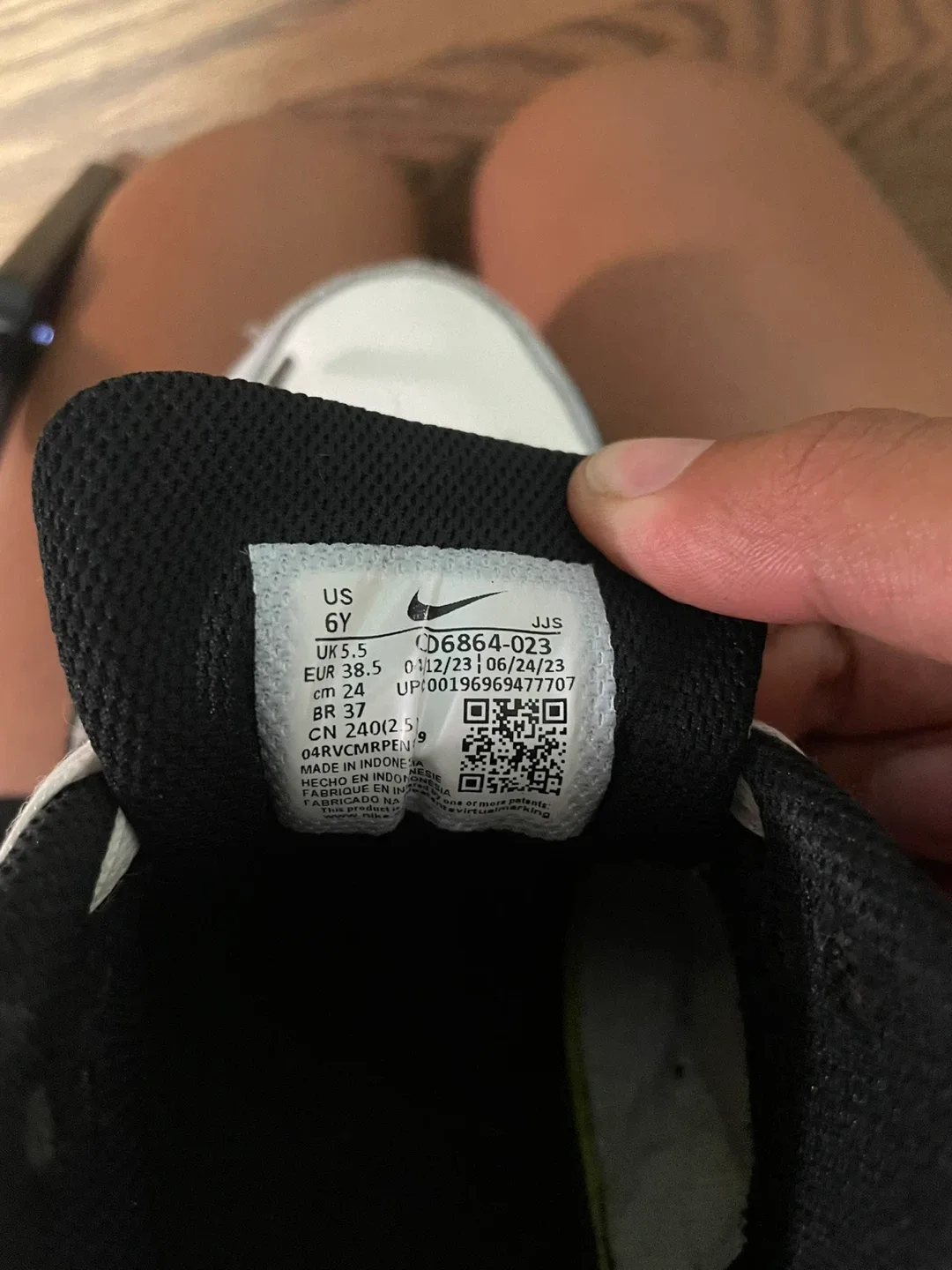 Nike Air Max 90 - White/Black/Orange image indicator(6)