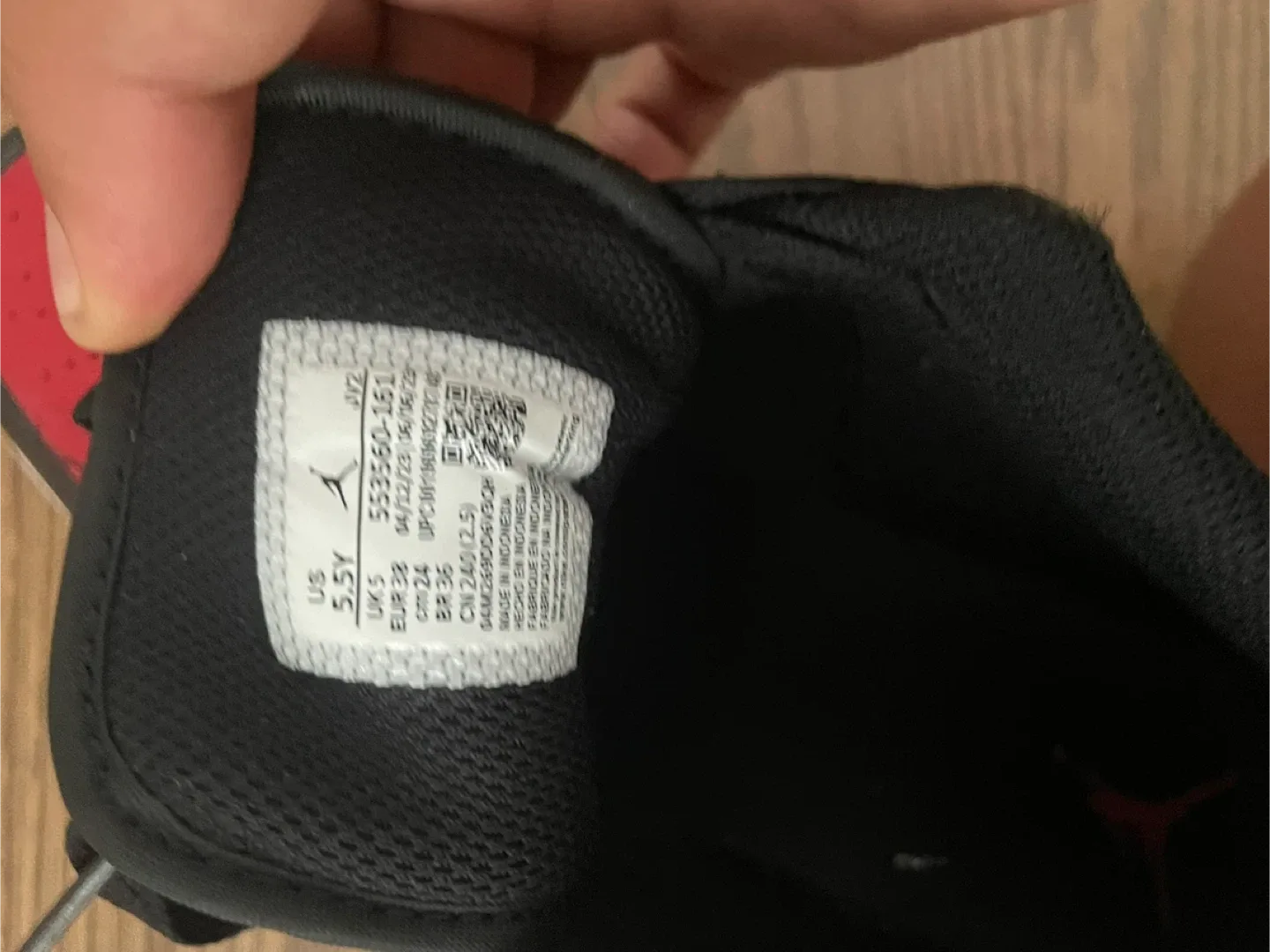Air Jordan 1 Low Black/Red/White image indicator(6)