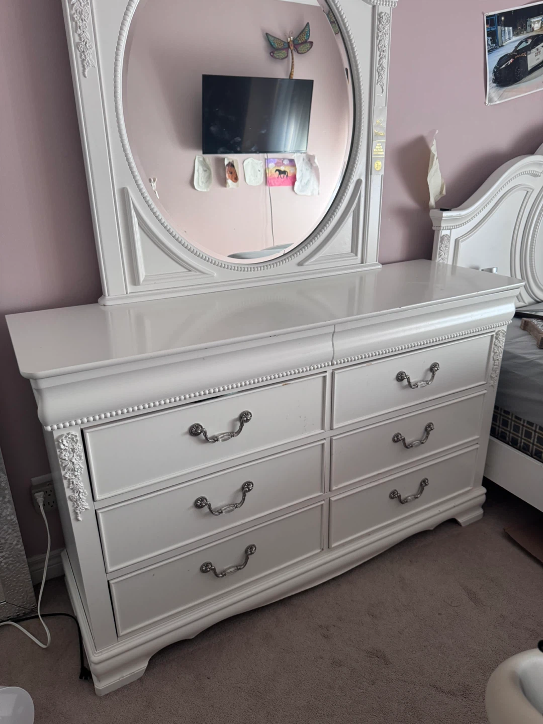 White Ornate Queen Size Bed Frame & Dresser - photo 4
