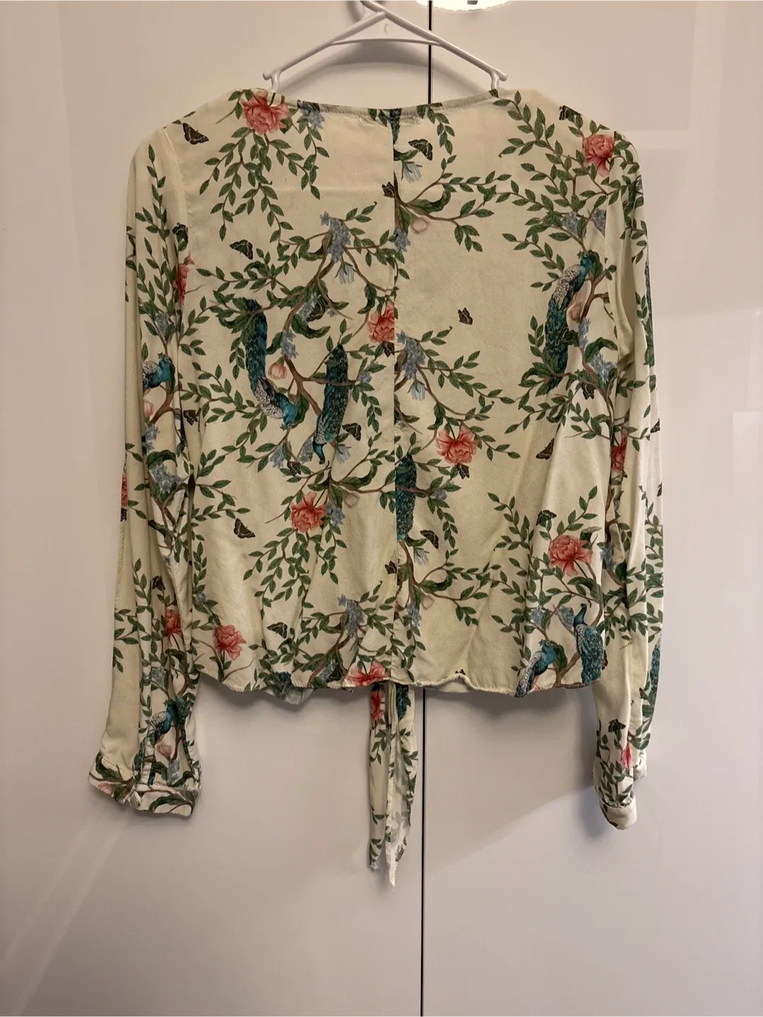 Floral Print Tie-Front Blouse - Size M image indicator(3)