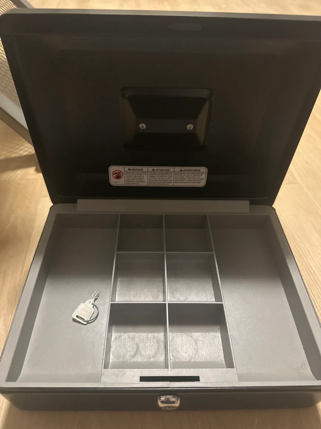 SentrySafe Cash Box with Key image indicator(2)