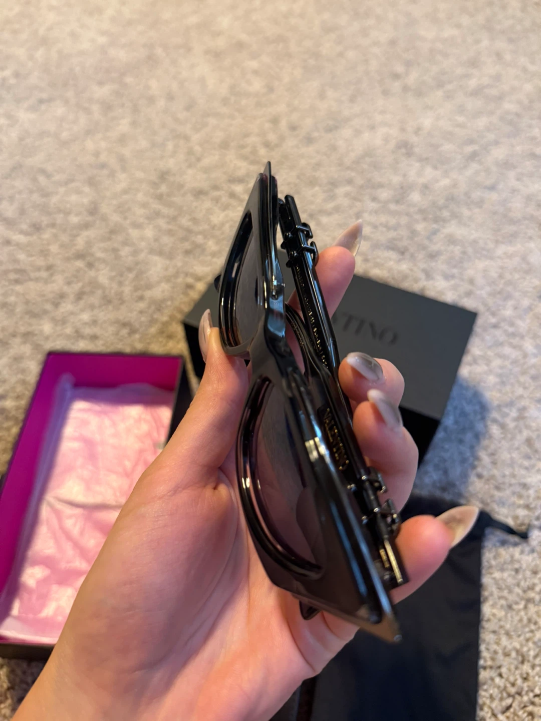 Valentino V-Goldcut VLS-113S Black Sunglasses - photo 4