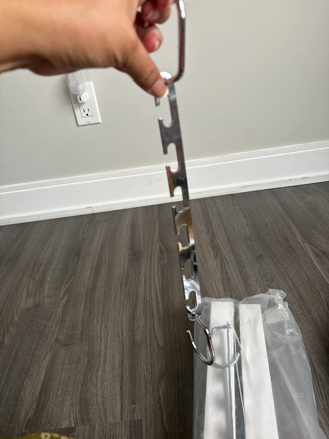 Meneicvy Clothes Hanger Space Saving (6 Pack) - photo 2