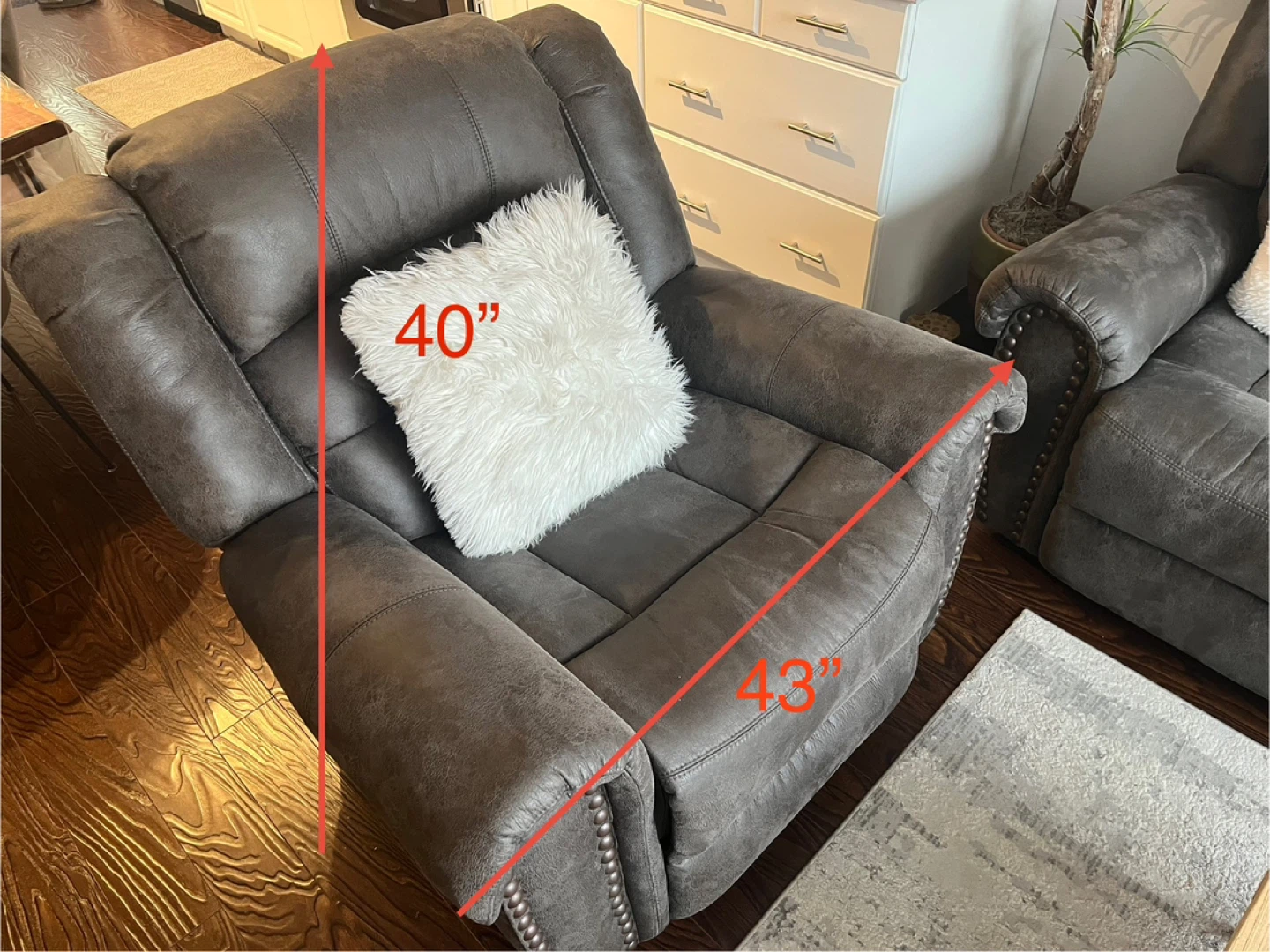 Grey Reclining Chair & Loveseat with Console & Cupholders - photo 5