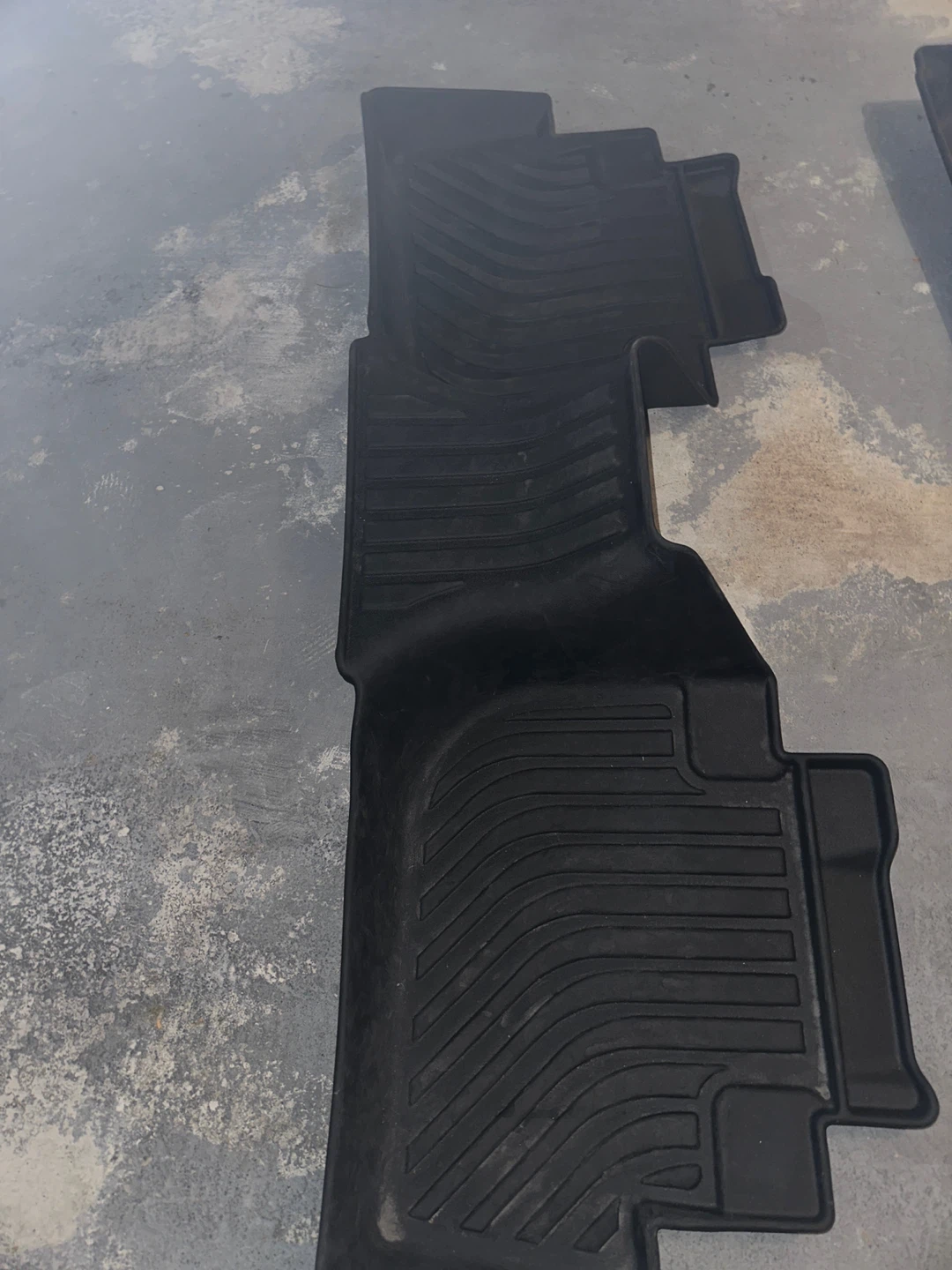 Black Rubber Car Floor Mats, Vinfast VF8