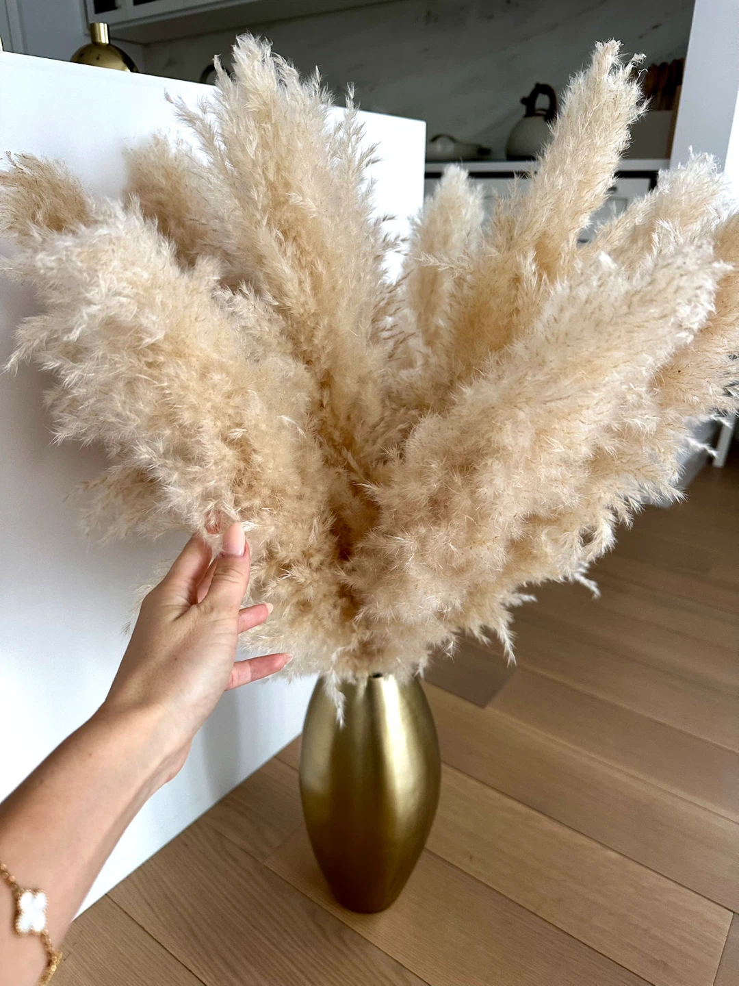 Pampas Grass with Gold Vase - photo 4