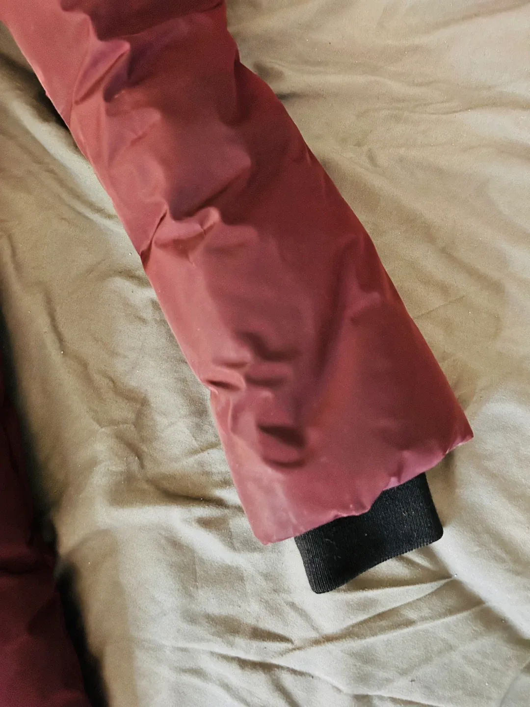 Elegant Mackage Kay-F Down Jacket – Burgundy, Size XXS image indicator(6)