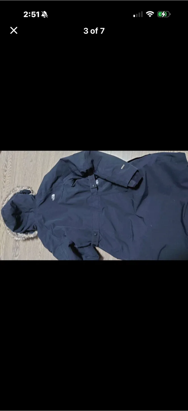 The North Face Parka - Women's Size Small image indicator(3)