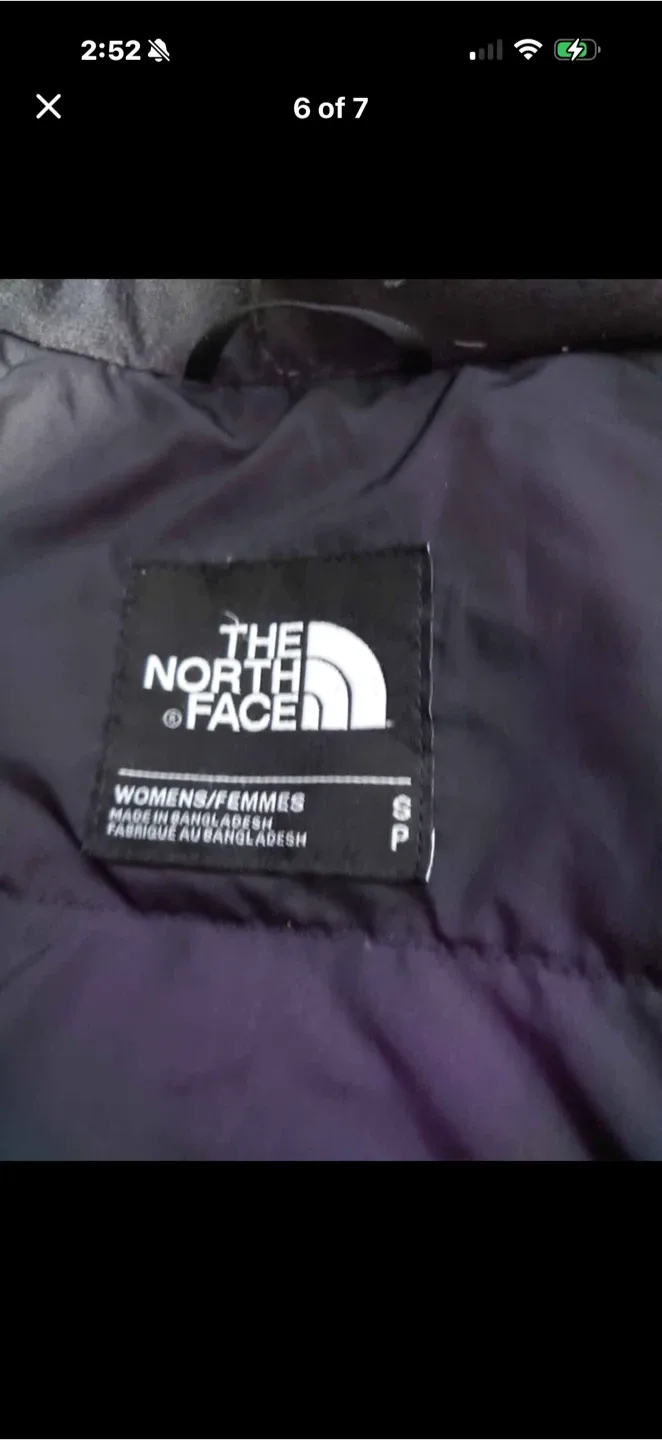 The North Face Parka - Women's Size Small image indicator(4)