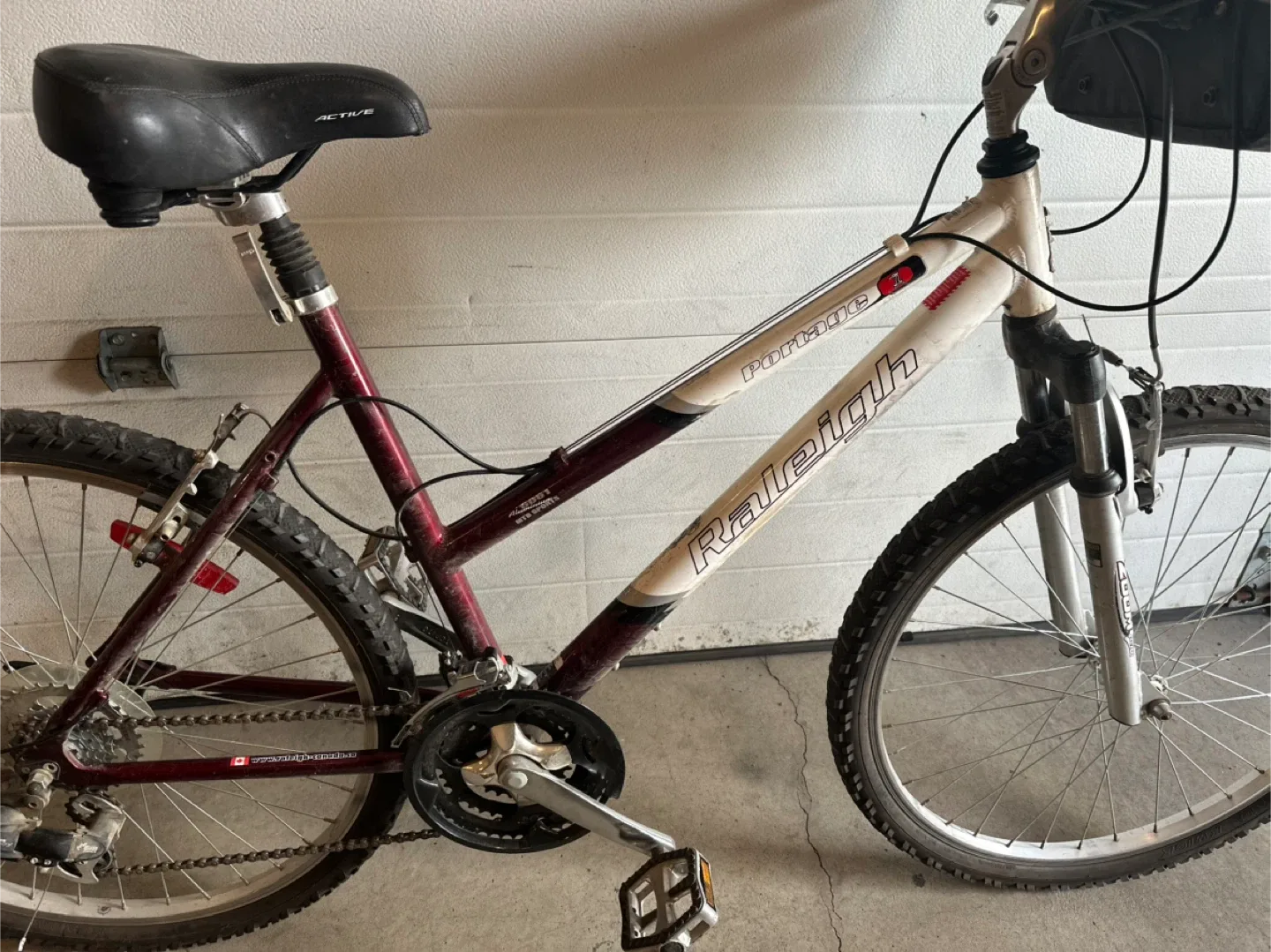 Raleigh  Mountain Bike image indicator(2)