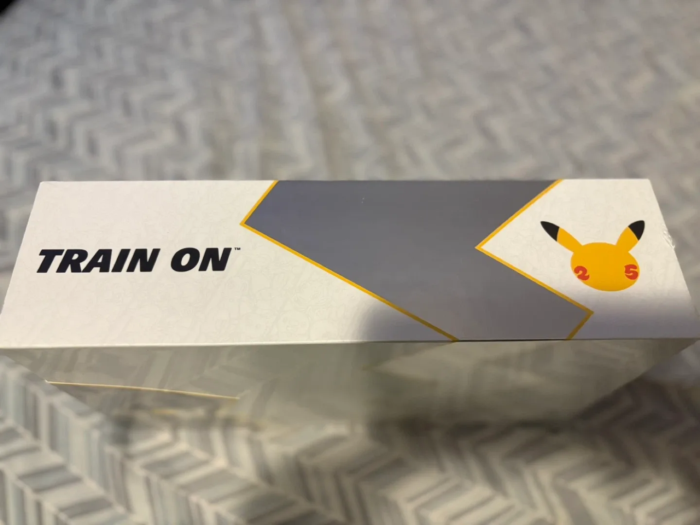 Pokemon TCG Celebrations Ultra-Premium Collection Box Set image indicator(3)