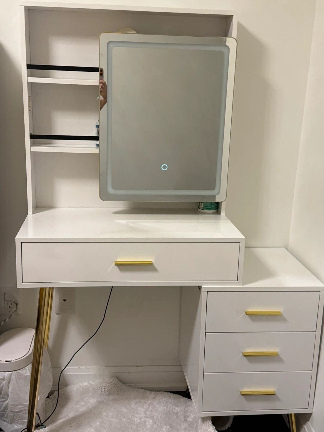 Vanity Makeup Table with Lighted Mirror - White - photo 3