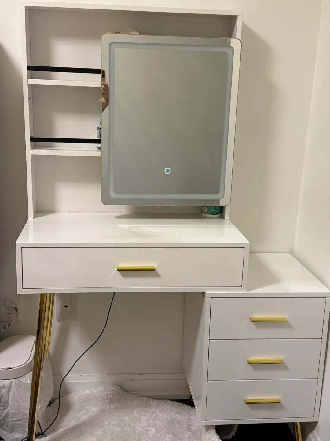 Vanity Makeup Table with Lighted Mirror - White image indicator(3)