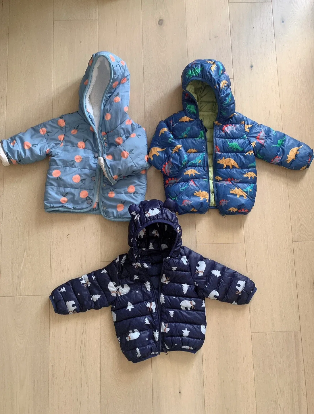 3 toddler Puffer Jackets thumbnail