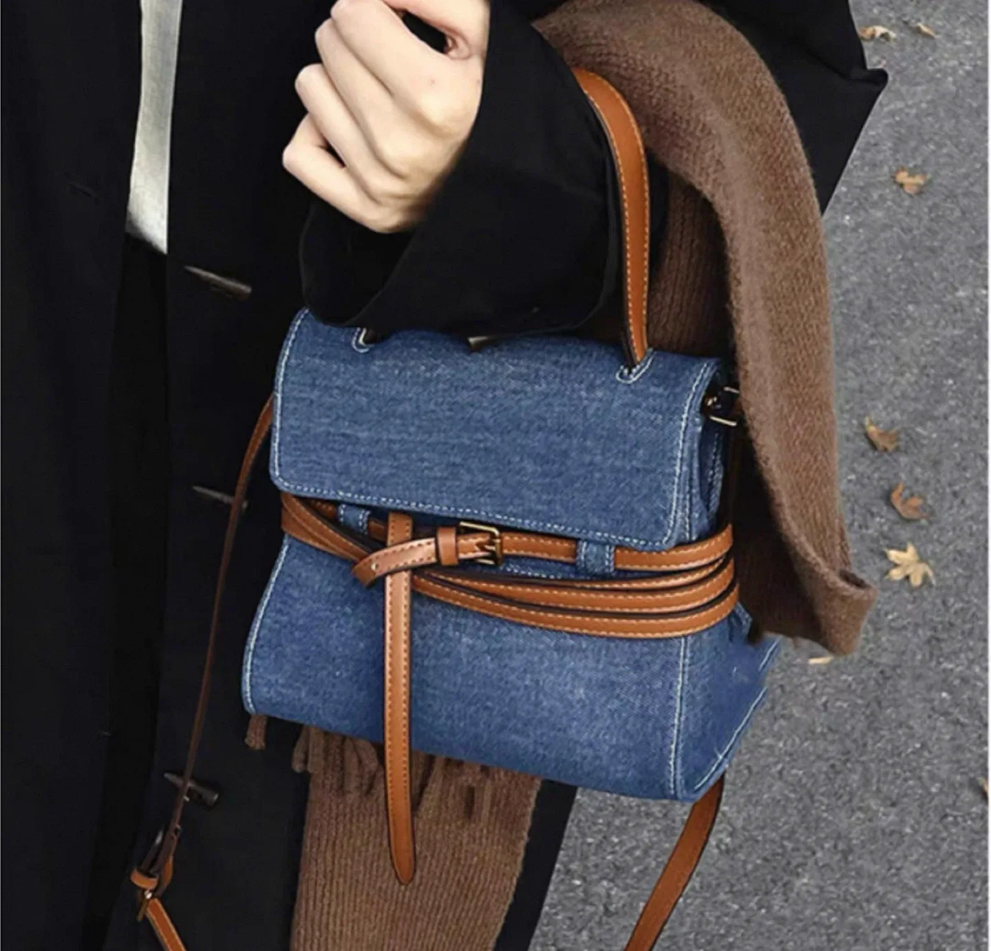 New Loewe Puzzle Edge Denim Bag image indicator(2)