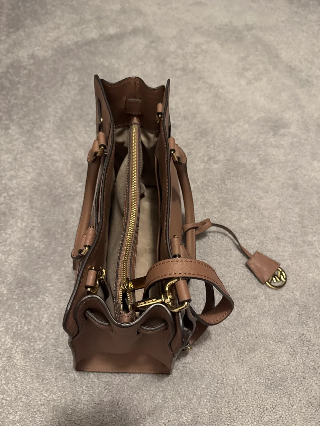 Michael Kors Satchel image indicator(2)