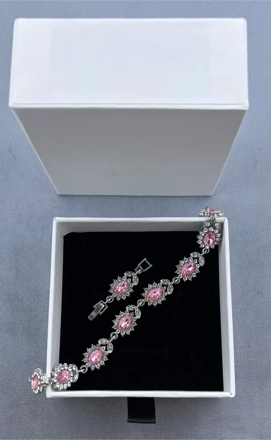 New Silver Tone Bracelet thumbnail