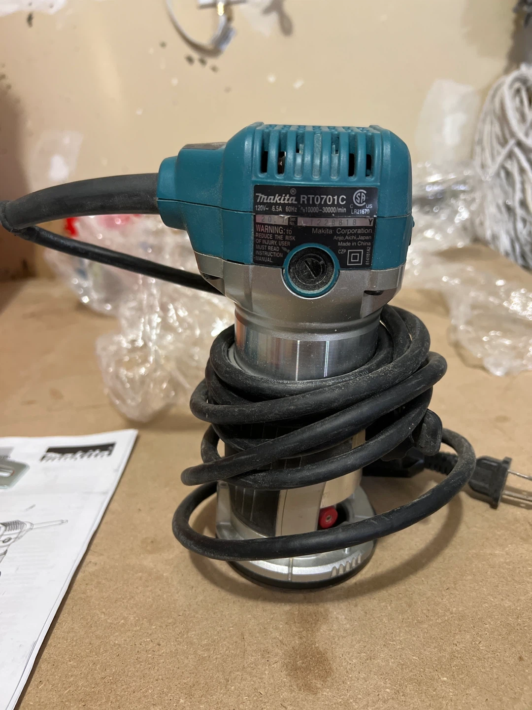 Makita RT0701C 1-1/4 HP Compact Router - photo 3