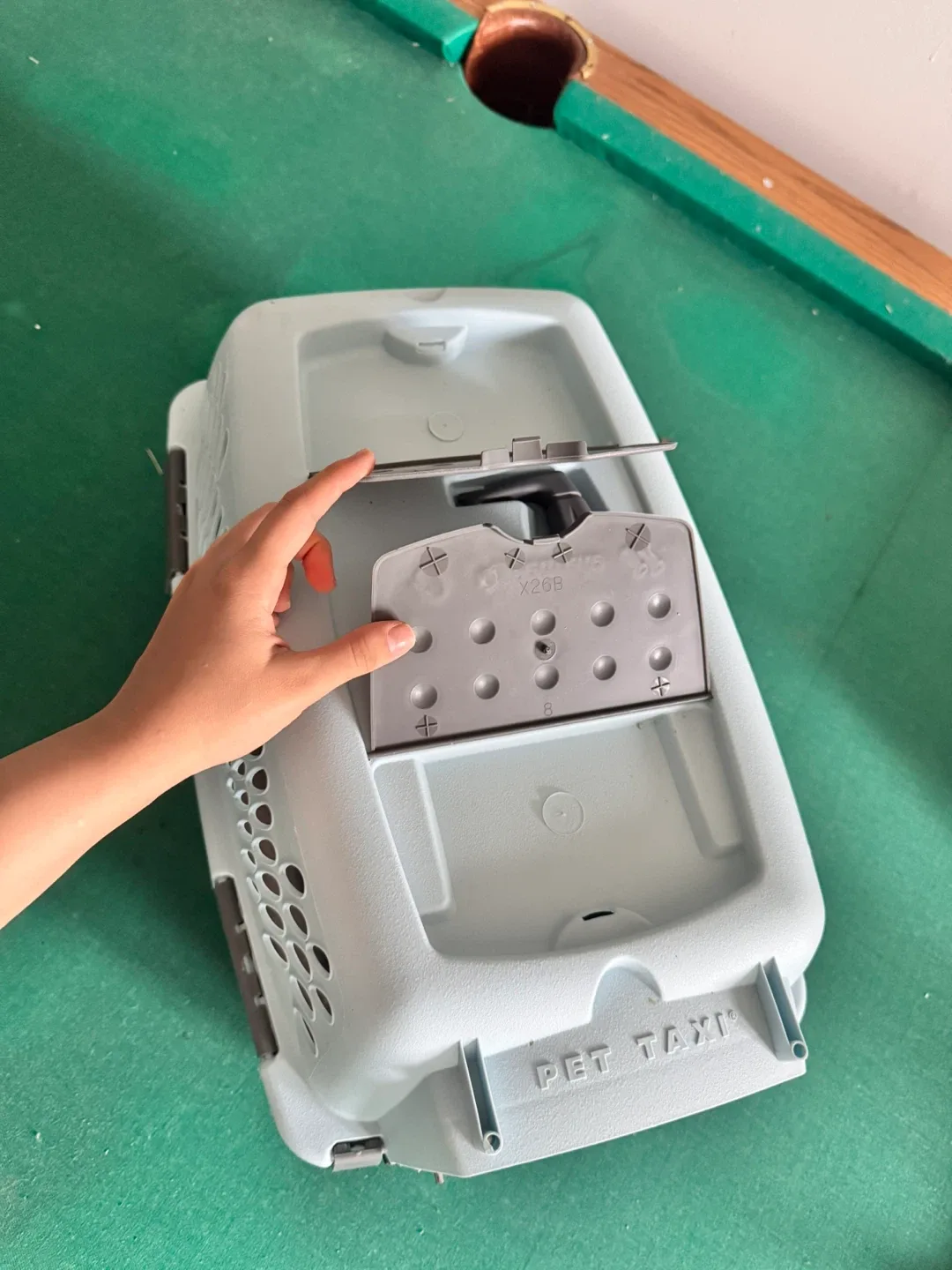 Small Pet Carrier image indicator(2)