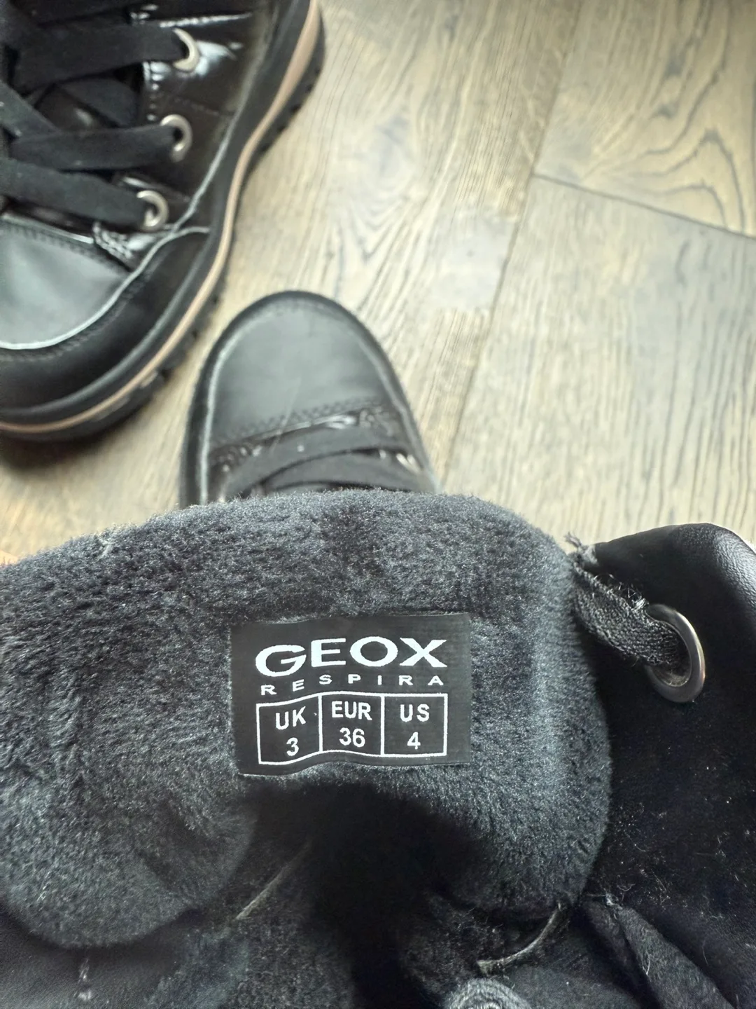 Geox Amphibiox Winter Boots - Size US 4 image indicator(4)