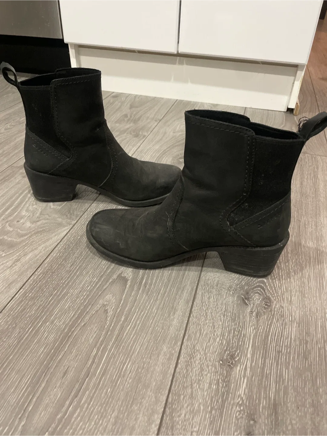 Teva Anaya Waterproof Chelsea Boots Size 6 image indicator(2)