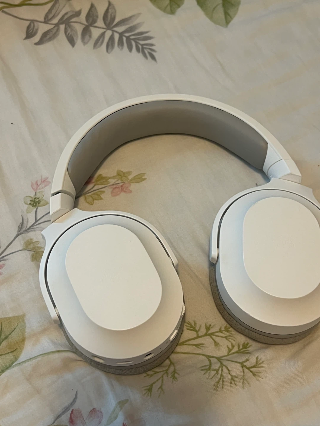 Razer Barracuda Pro Wireless Gaming Headphones