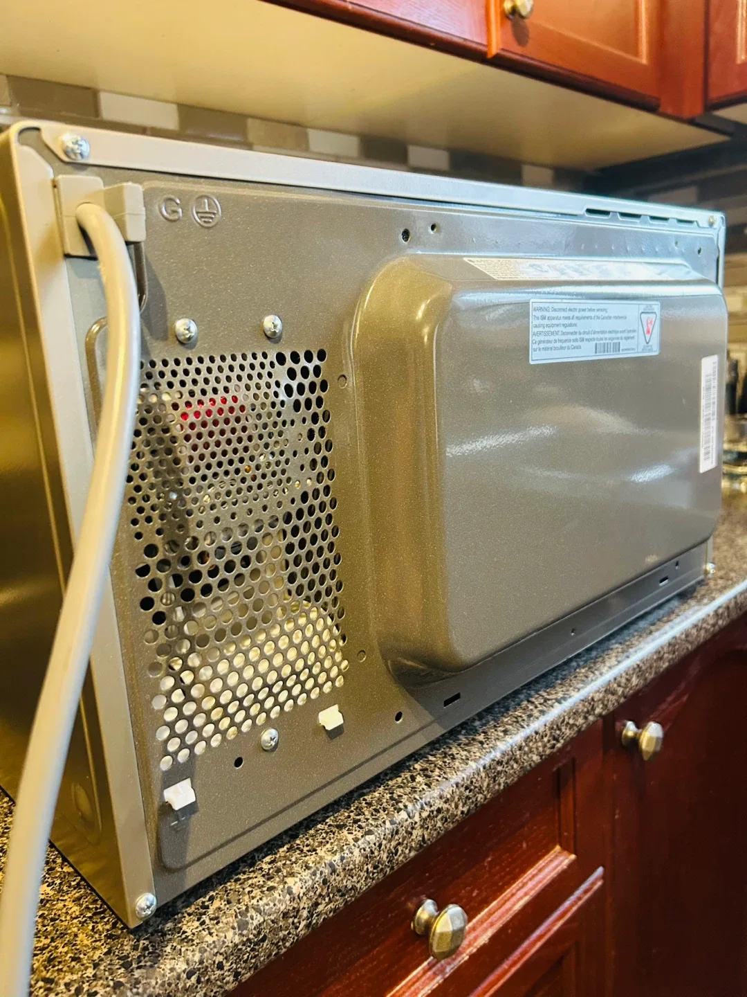 LG 1.5 cu. ft. NeoChef™ Microwave (Smart Inverter/EasyClean) image indicator(10)