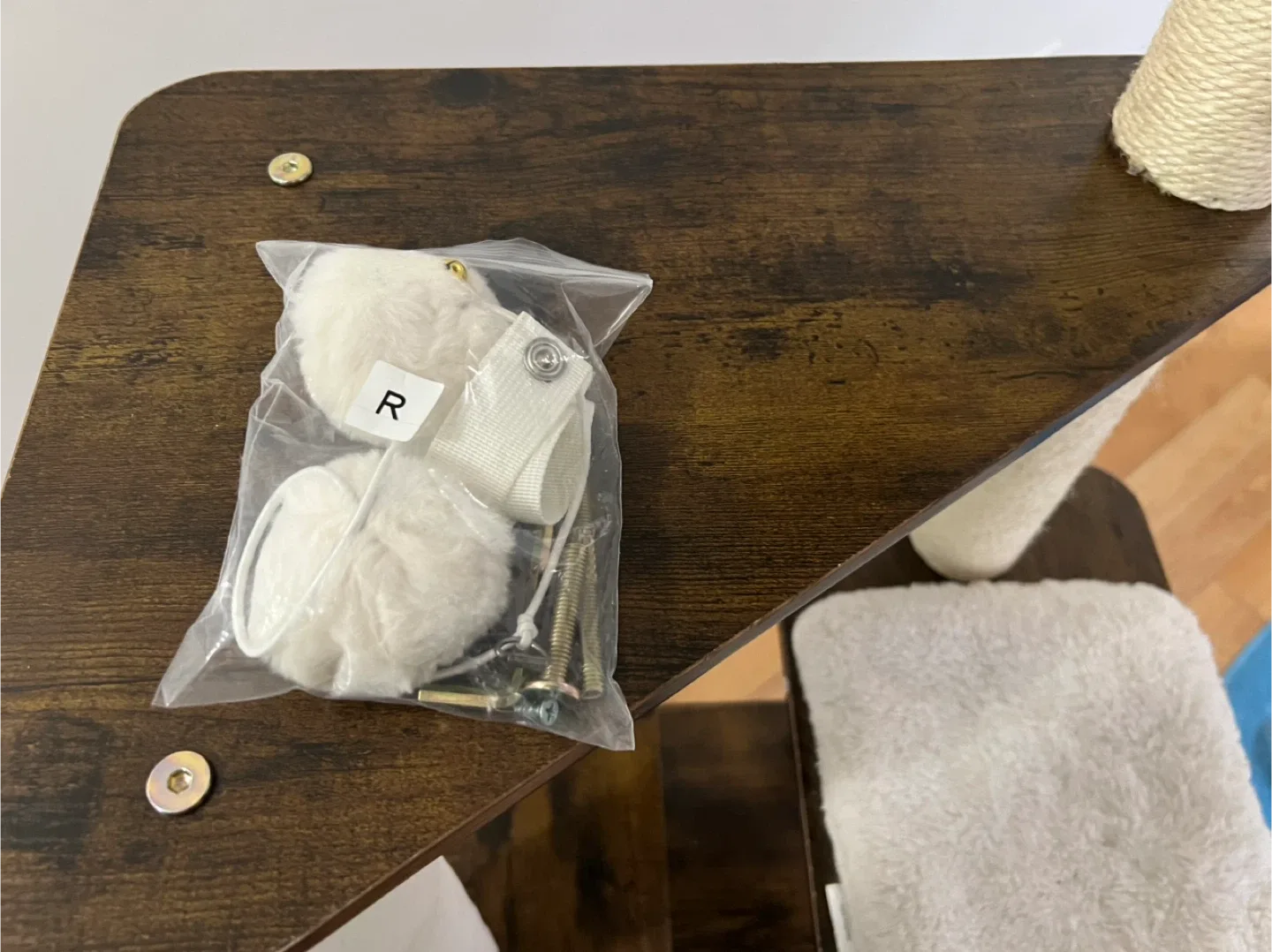 Feandrea WoodyWonders 65-Inch Cat Tree image indicator(4)