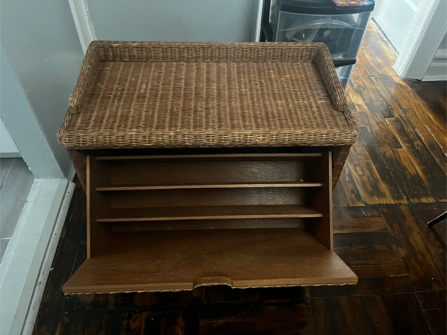 Wicker Storage Trunk image indicator(4)