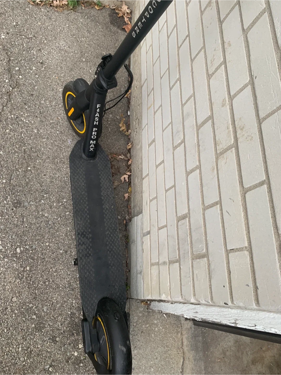 Gyrocopters Flash Pro MX Electric Scooter image indicator(5)