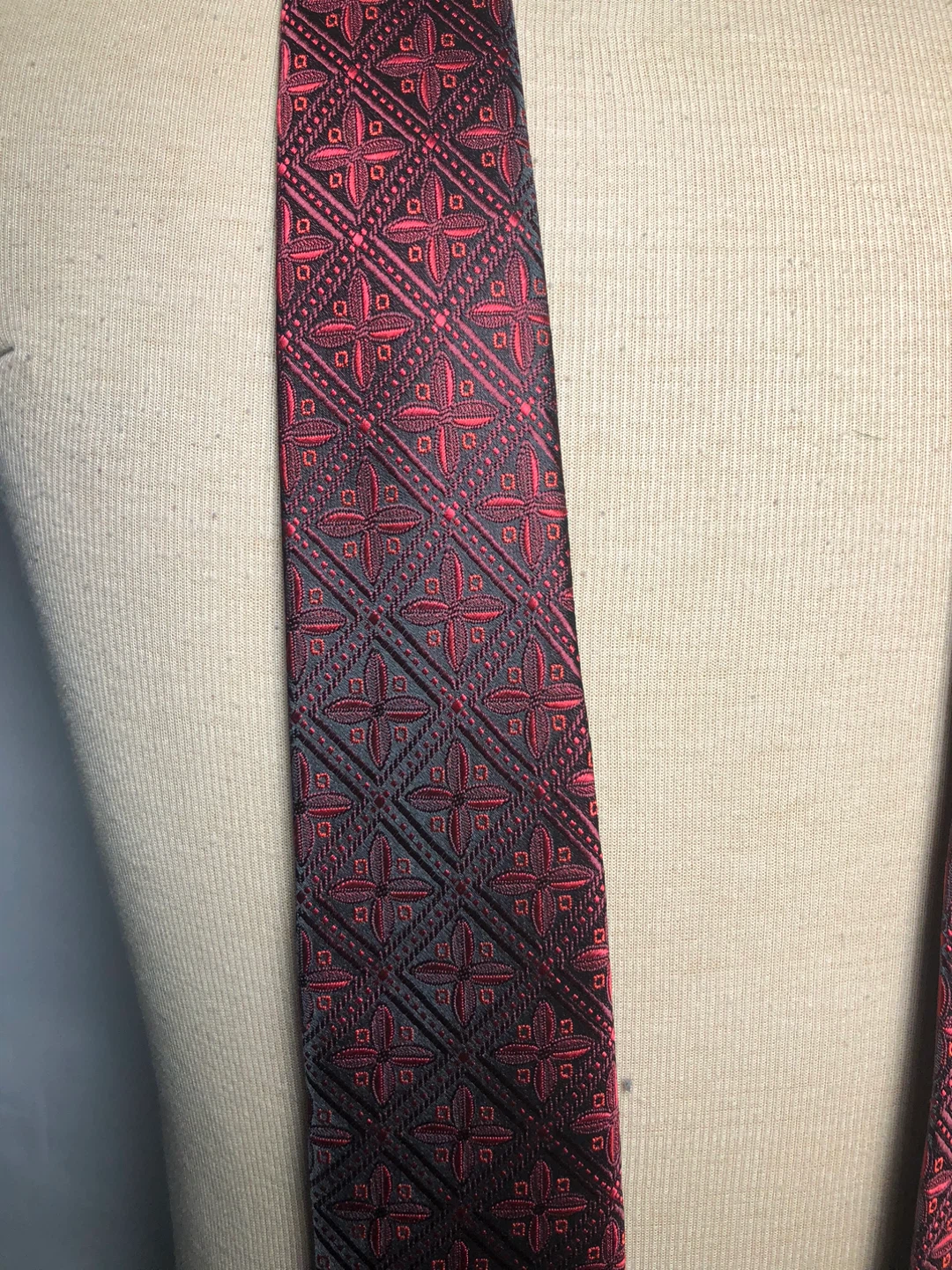 Men’s Burgundy/Black Silk Tie. - photo 2