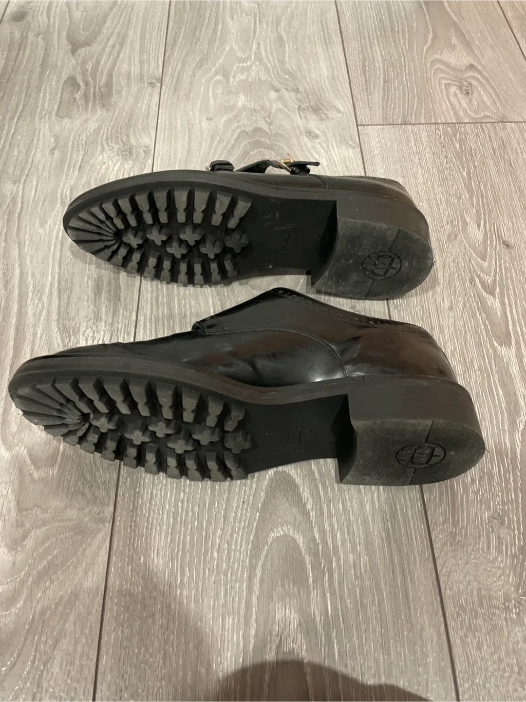 Massimo Dutti Leather Oxford Shoes Size 6 image indicator(3)