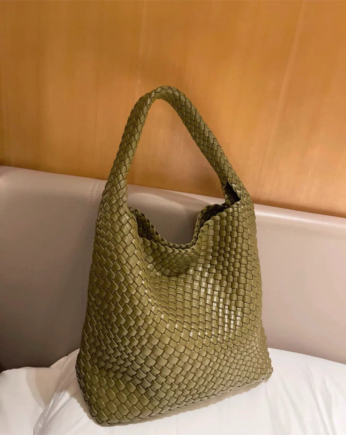 Woven Hobo Bag with Pouch - Olive Green 100% real leather image indicator(2)