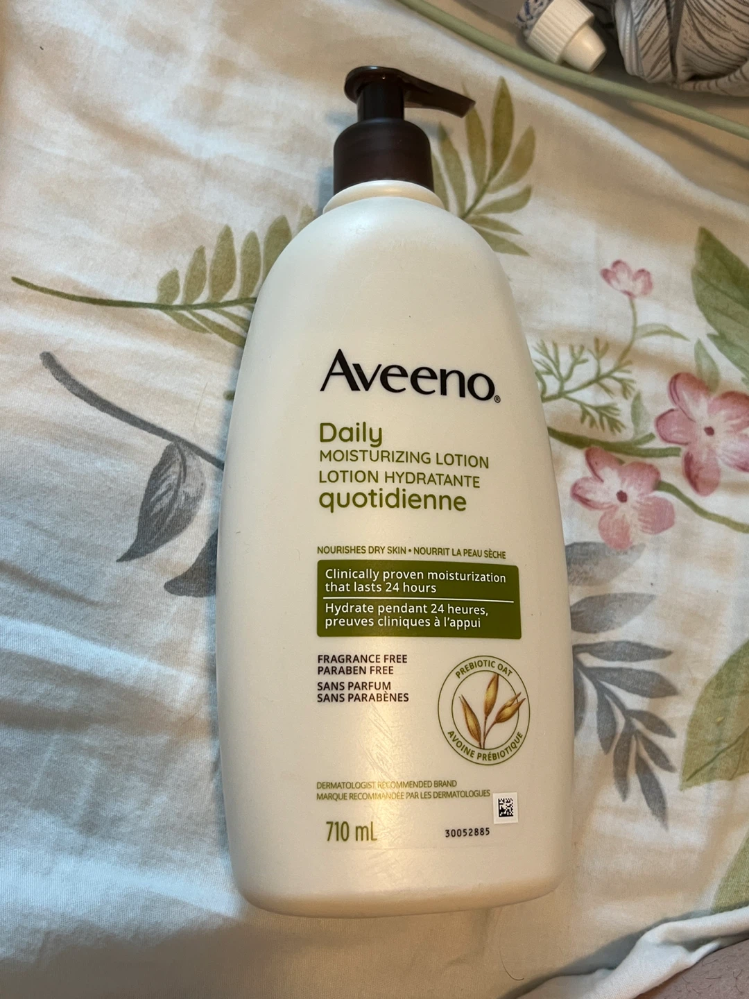 Aveeno Daily Moisturizing Lotion 710 mL