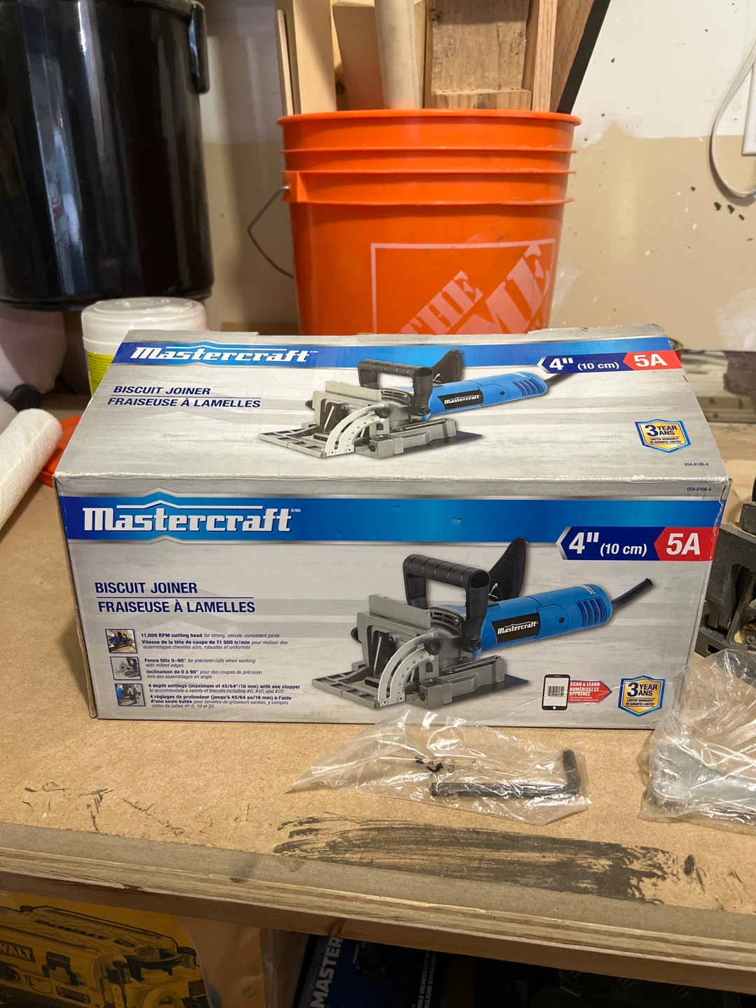Mastercraft Biscuit Joiner with Box