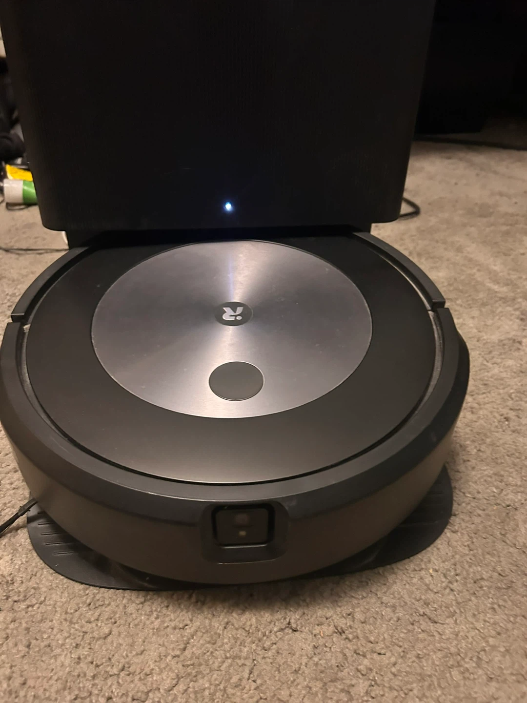 iRobot Roomba Vacuum J7+ - photo 4