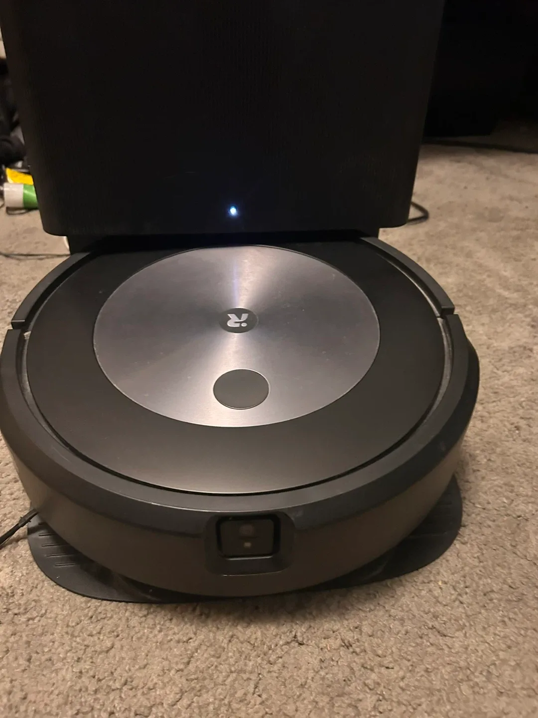 iRobot Roomba Vacuum J7+ image indicator(4)
