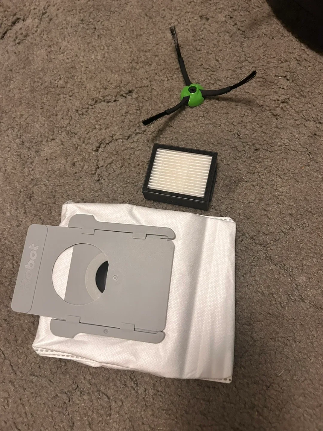 iRobot Roomba Vacuum J7+ image indicator(6)